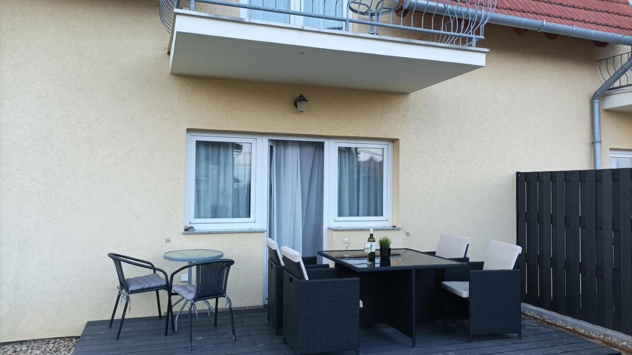 Bbbb Resort Apartman 佐洛卡罗斯 外观 照片